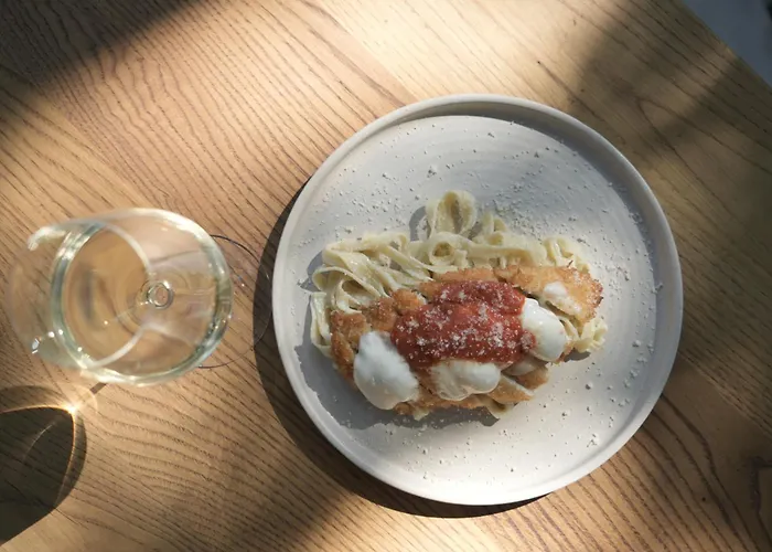 Pietra Social House ウルラ