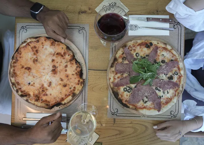 Pietra Social House ホテル ウルラ