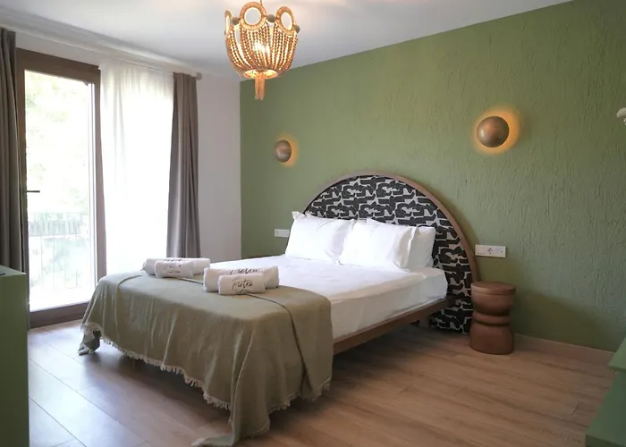 Pietra Social House *