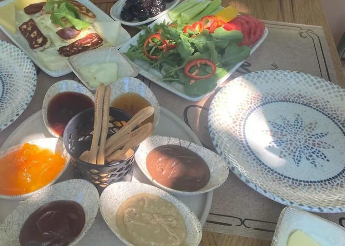 Pietra Social House Urla